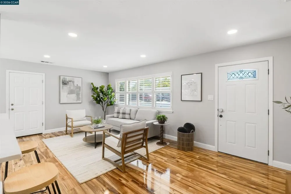 1593 Mendocino Dr Concord, CA 94521