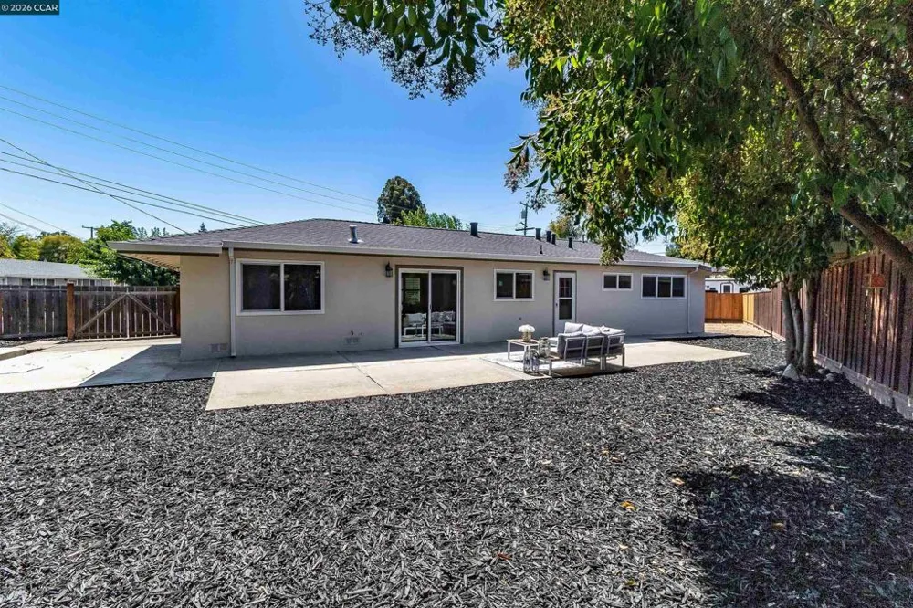 1593 Mendocino Dr Concord, CA 94521