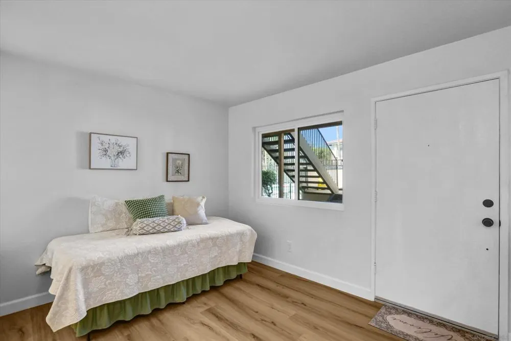 851 W San Ysidro #5 San Ysidro, CA 92173