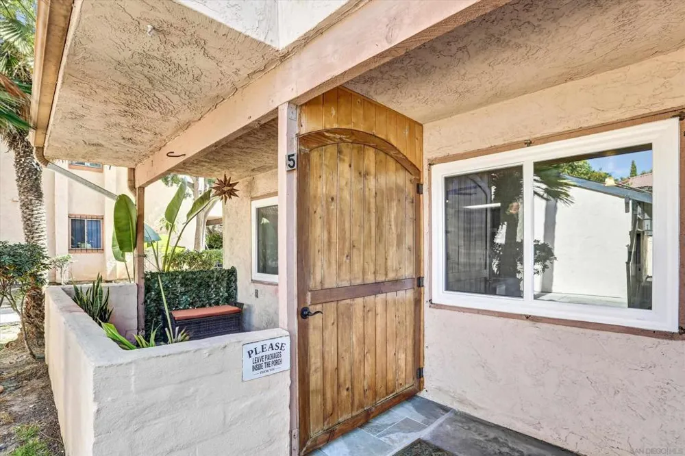 851 W San Ysidro #5 San Ysidro, CA 92173
