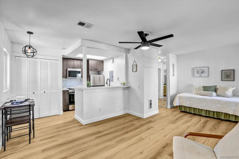 851 W San Ysidro #5 San Ysidro, CA 92173