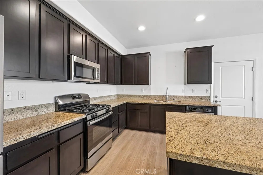 9381 Cielo Azul Court Atascadero, CA 93422