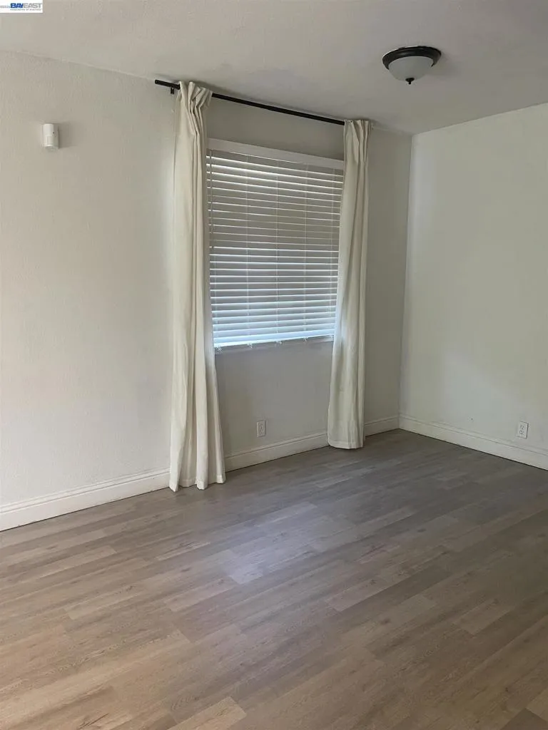 9901 Burline Street Sacramento, CA 95827