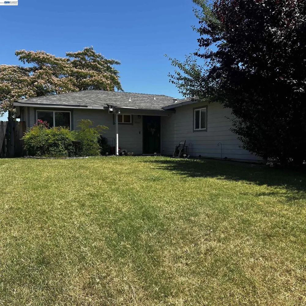 9901 Burline Street Sacramento, CA 95827