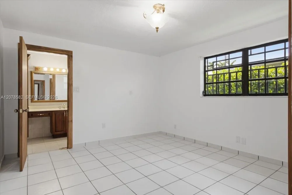 3625 SW 122nd Pl Miami, FL 33175