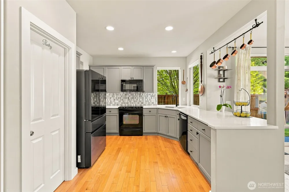 6002 SE 2nd Street Renton, WA 98059