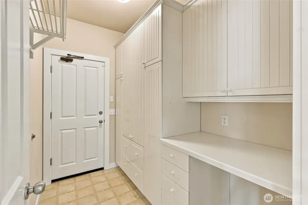 6002 SE 2nd Street Renton, WA 98059