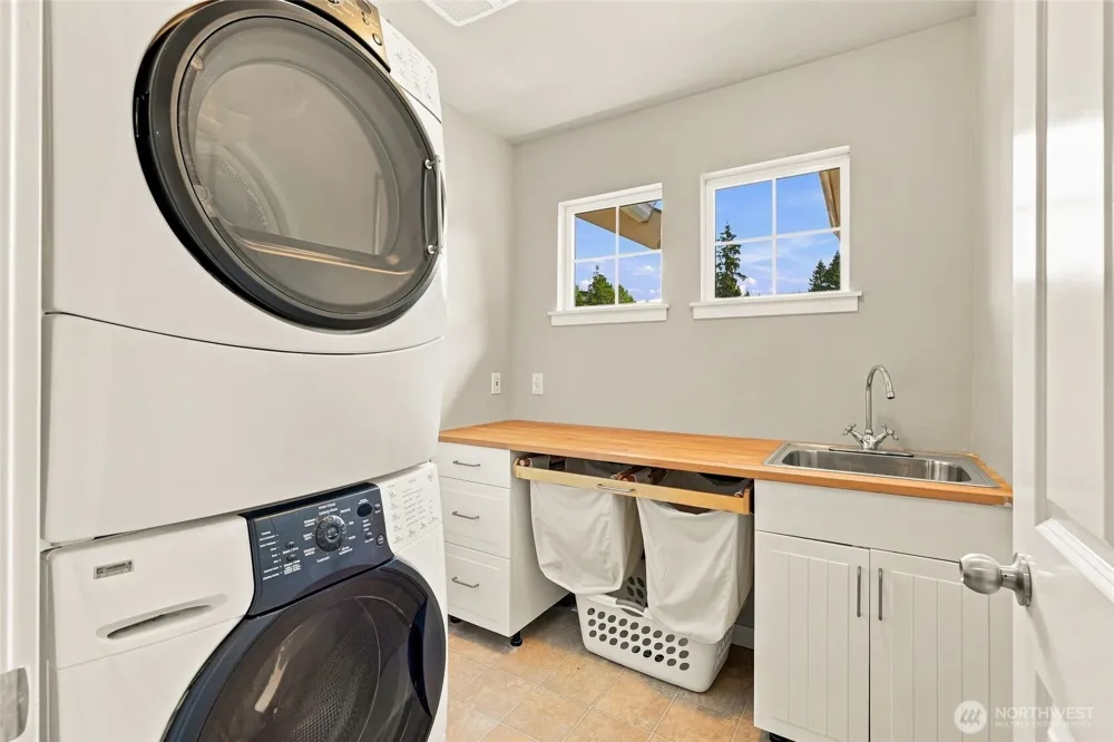 6002 SE 2nd Street Renton, WA 98059