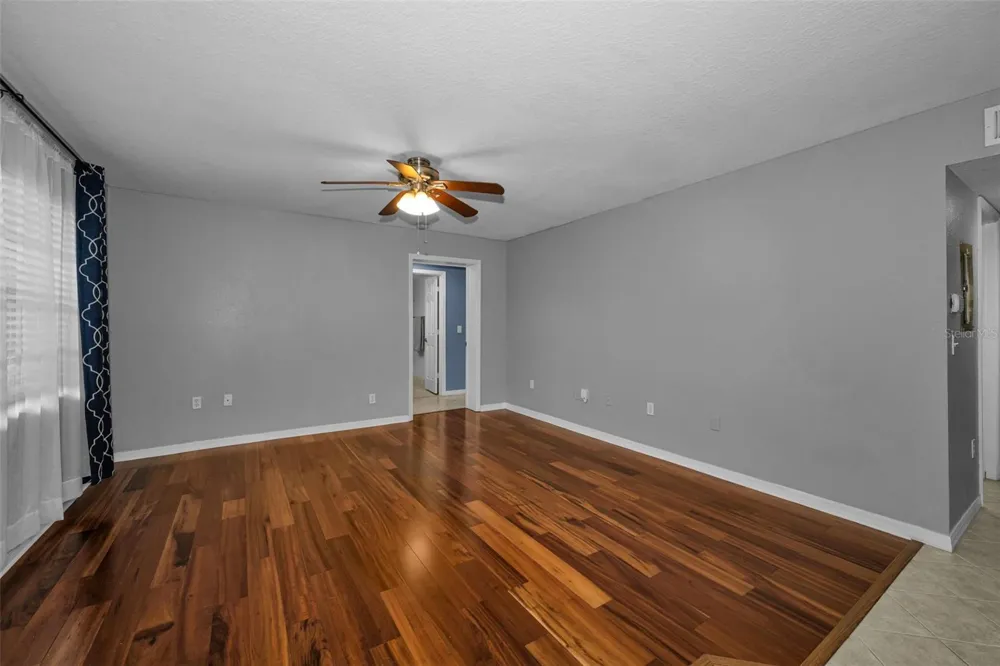 6100 GULFPORT BOULEVARD S #405 Gulfport, FL 33707