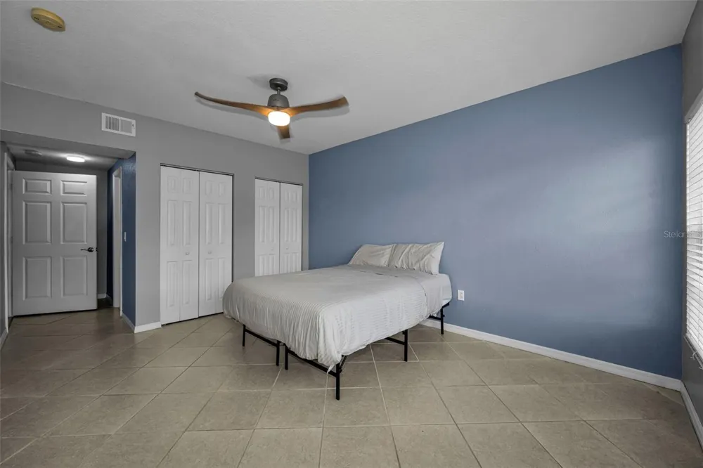 6100 GULFPORT BOULEVARD S #405 Gulfport, FL 33707