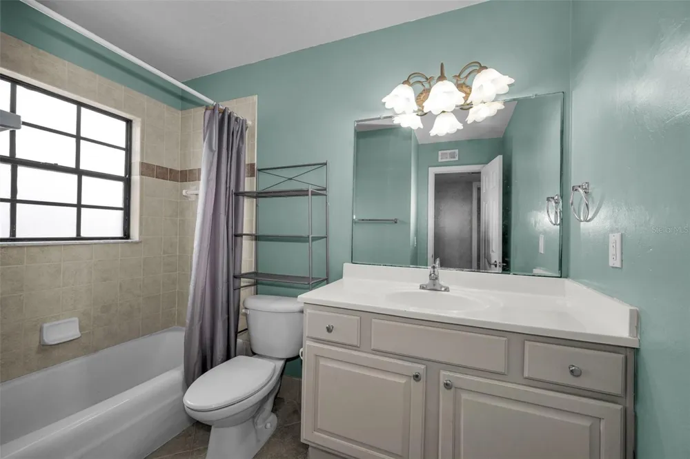 6100 GULFPORT BOULEVARD S #405 Gulfport, FL 33707