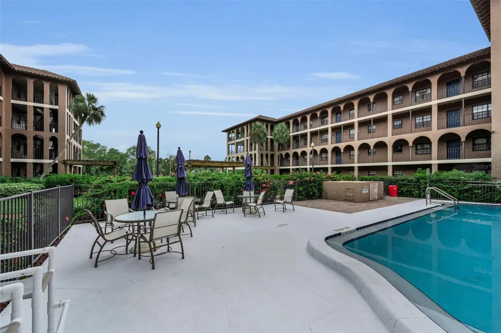 6100 GULFPORT BOULEVARD S #405 Gulfport, FL 33707