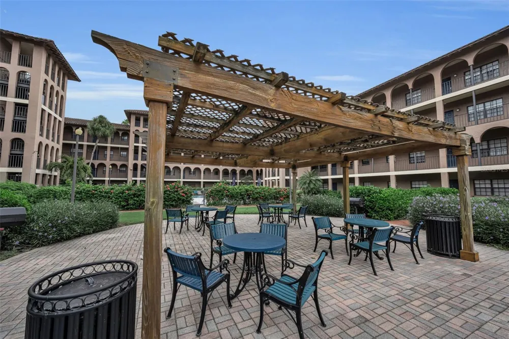 6100 GULFPORT BOULEVARD S #405 Gulfport, FL 33707