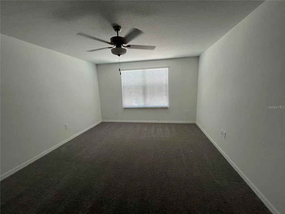 11186 RADIANT SHORE LOOP San Antonio, FL 33576