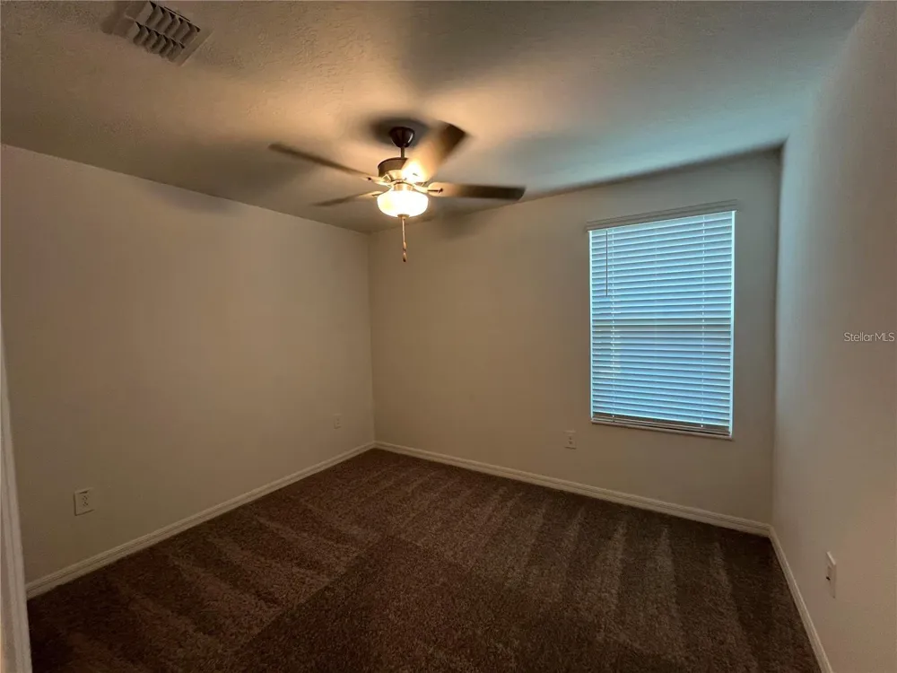 11186 RADIANT SHORE LOOP San Antonio, FL 33576