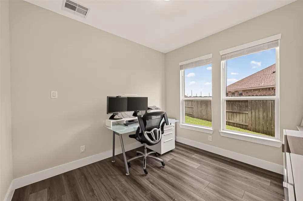 208 Dauphin Bay Court Katy, TX 77493