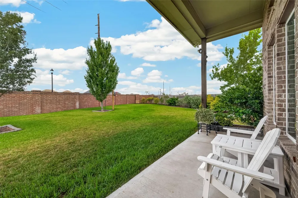208 Dauphin Bay Court Katy, TX 77493