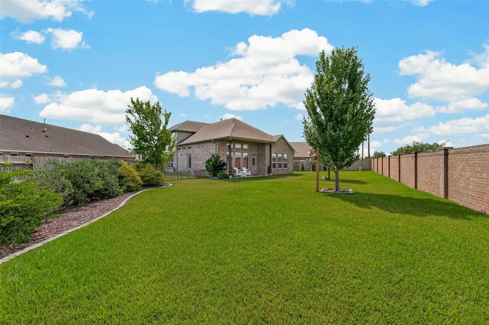 208 Dauphin Bay Court Katy, TX 77493