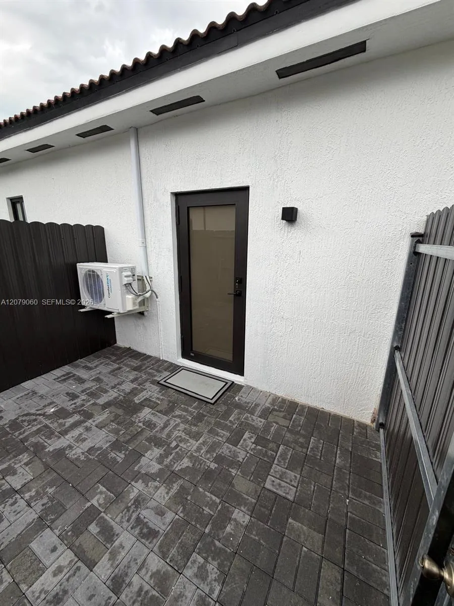 22721 SW 103rd Ct #1 Cutler Bay, FL 33190