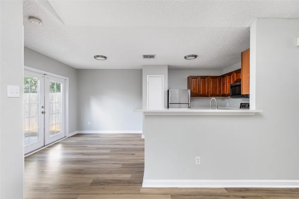 1803 Heatherglen Lane Austin, TX 78758