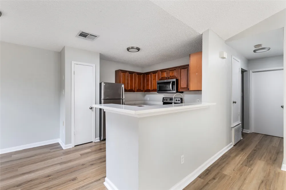 1803 Heatherglen Lane Austin, TX 78758