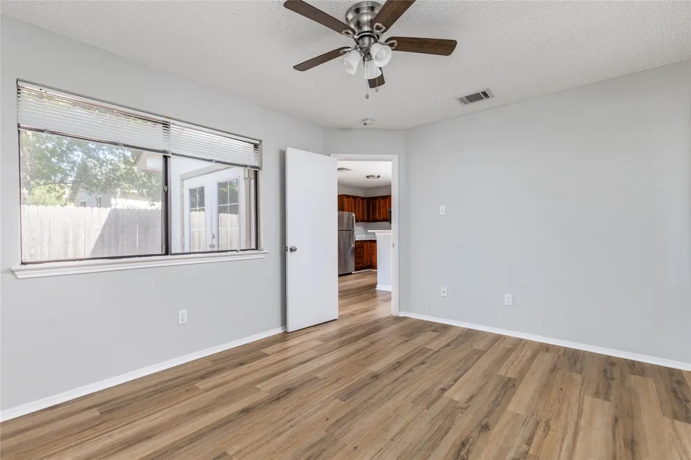 1803 Heatherglen Lane Austin, TX 78758