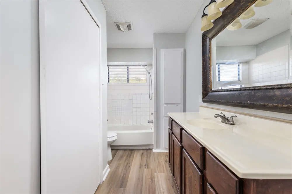 1803 Heatherglen Lane Austin, TX 78758