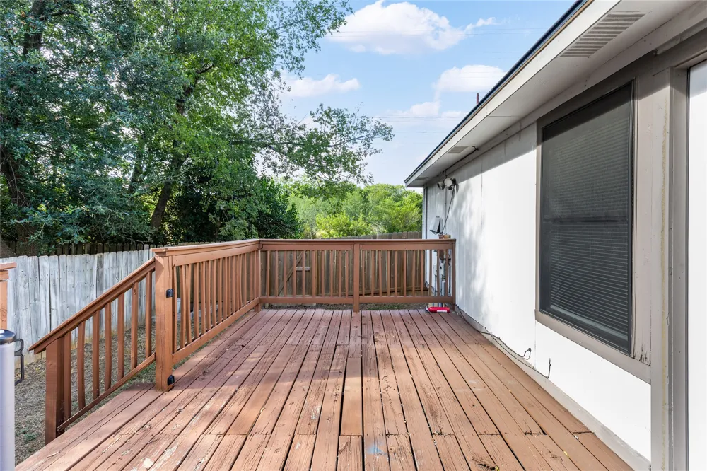 1803 Heatherglen Lane Austin, TX 78758