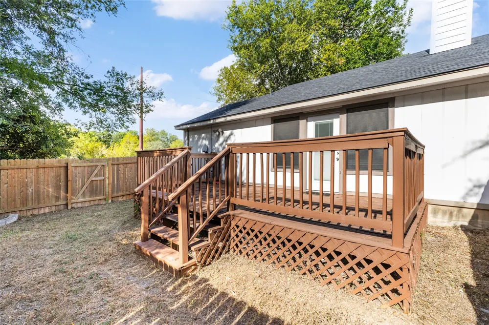 1803 Heatherglen Lane Austin, TX 78758
