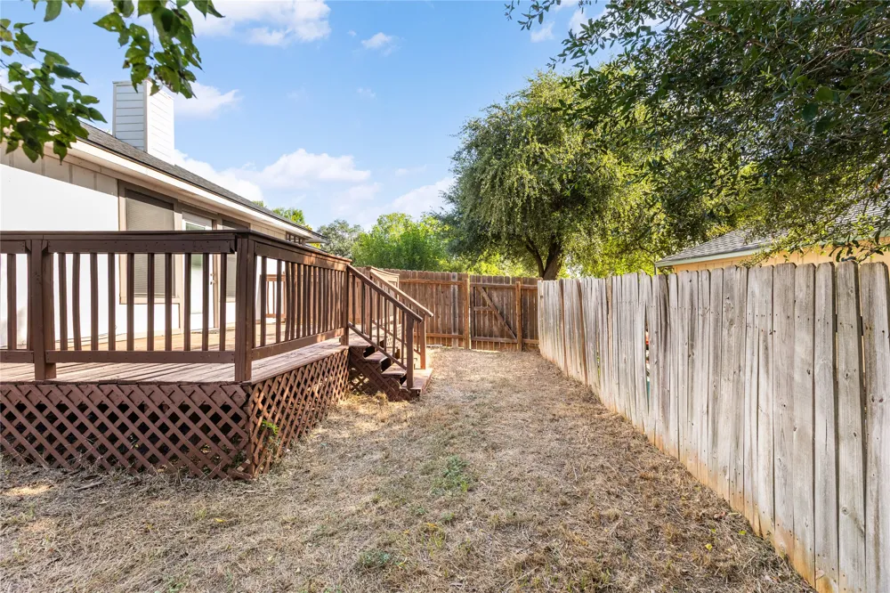 1803 Heatherglen Lane Austin, TX 78758
