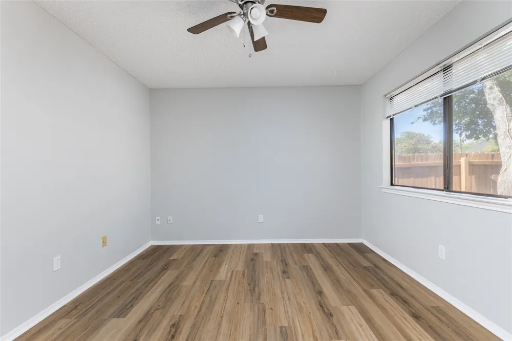 1803 Heatherglen Lane Austin, TX 78758