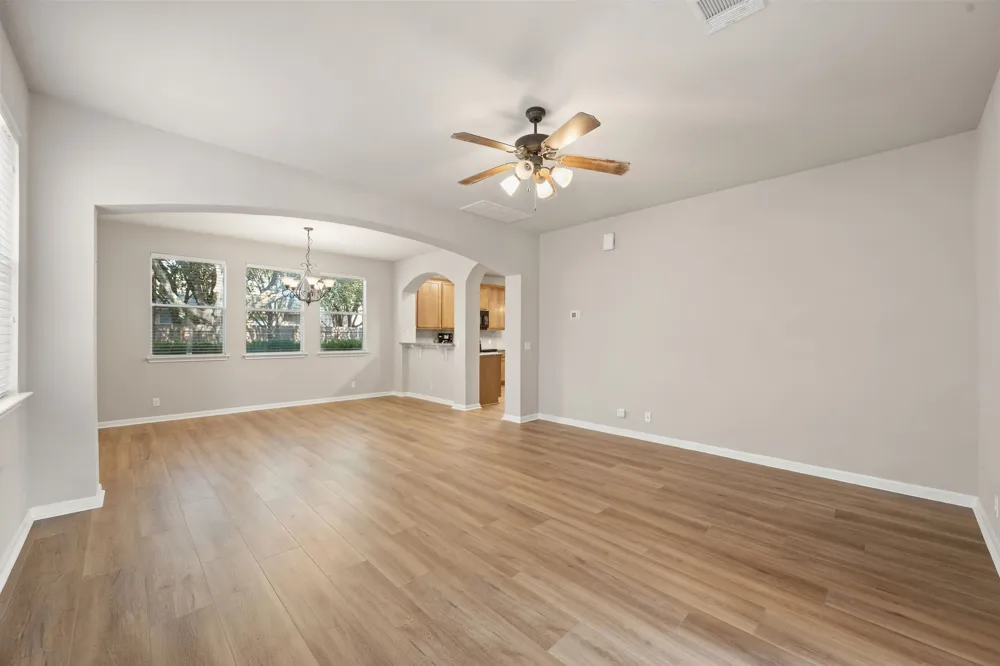 19104 Leigh Lane Pflugerville, TX 78660