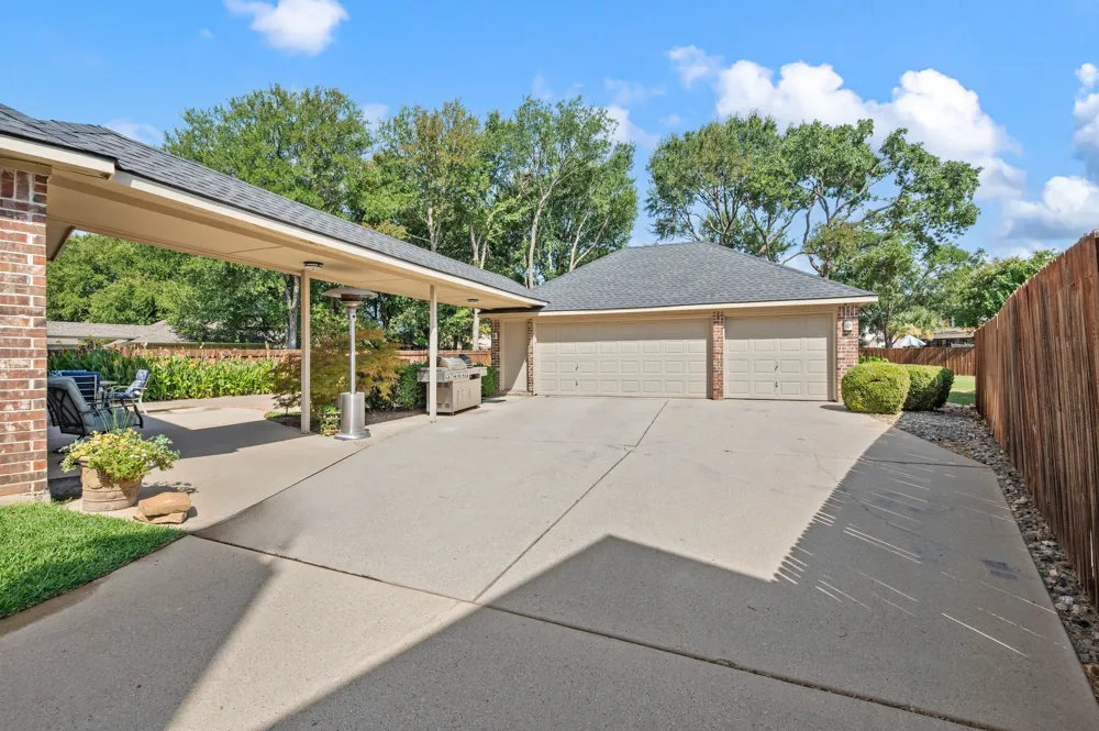 1607 Forest Bend Lane Keller, TX 76248