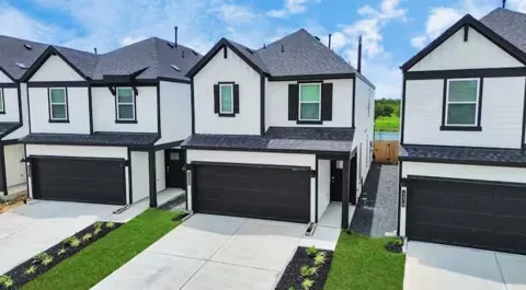 12320 Churchill Down Dr