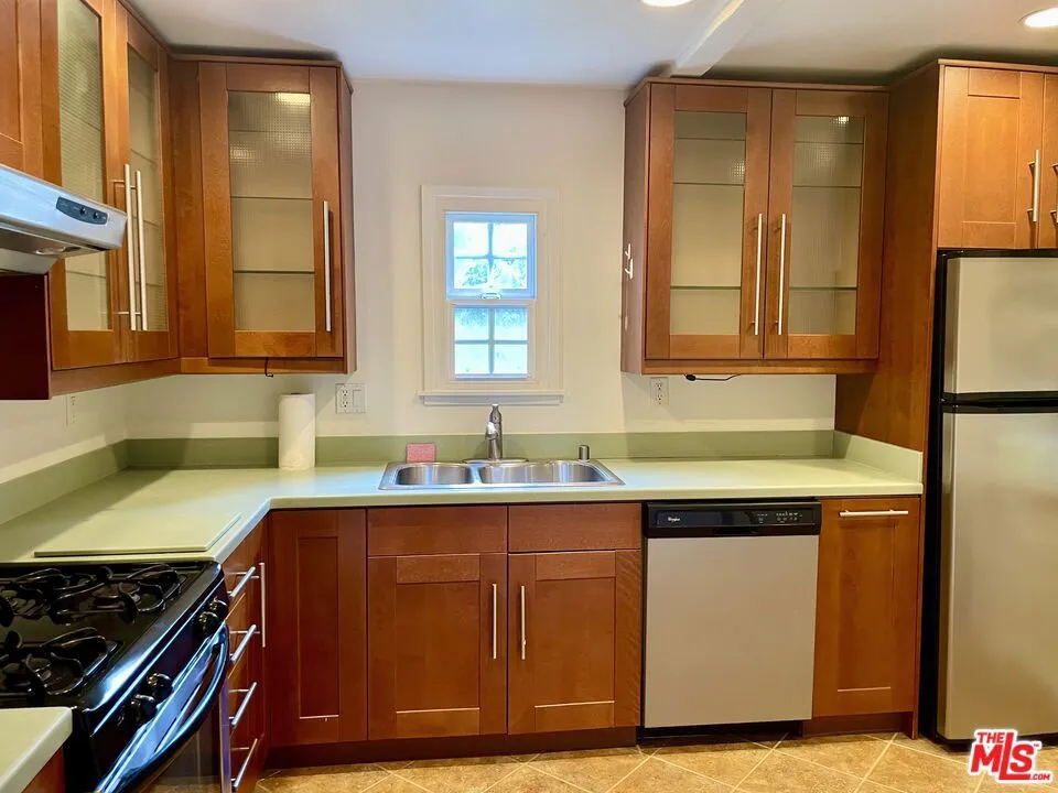 9050 Elevado Street #Guest Home West Hollywood, CA 90069