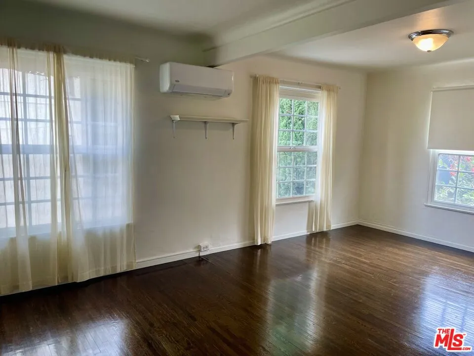 9050 Elevado Street #Guest Home West Hollywood, CA 90069