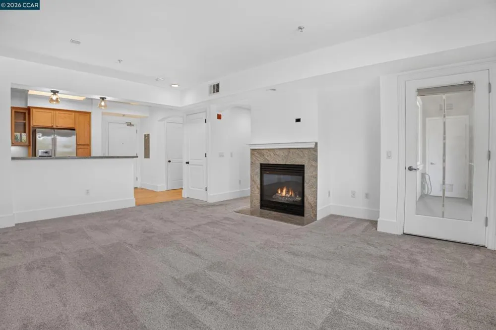 1310 Creekside Dr #206 Walnut Creek, CA 94596