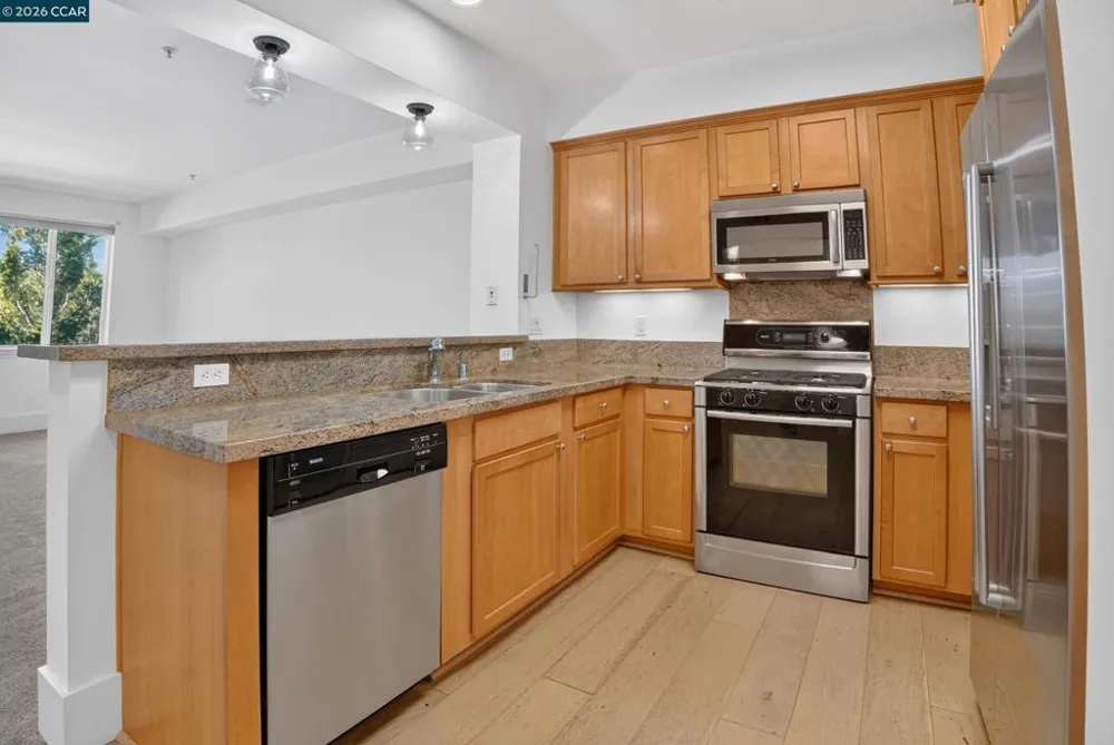 1310 Creekside Dr #206 Walnut Creek, CA 94596