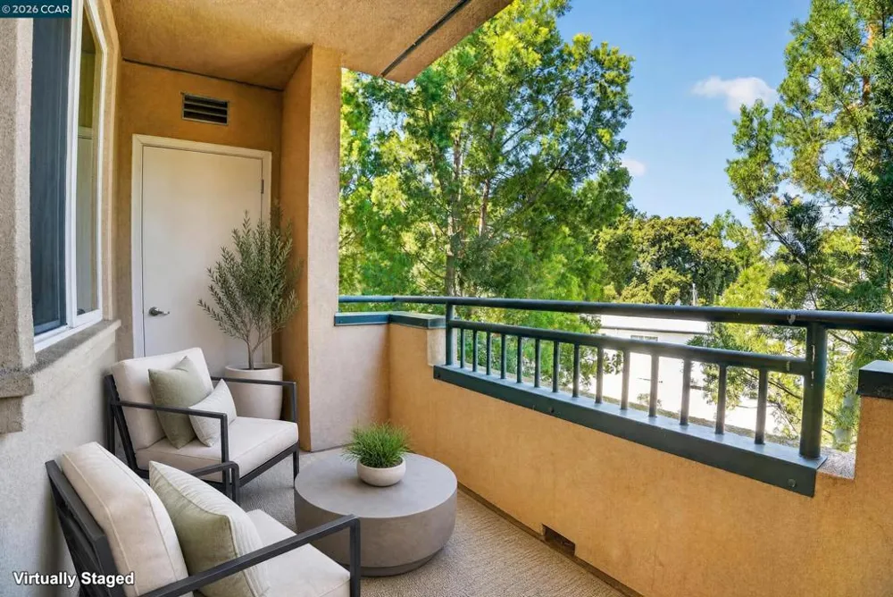 1310 Creekside Dr #206 Walnut Creek, CA 94596
