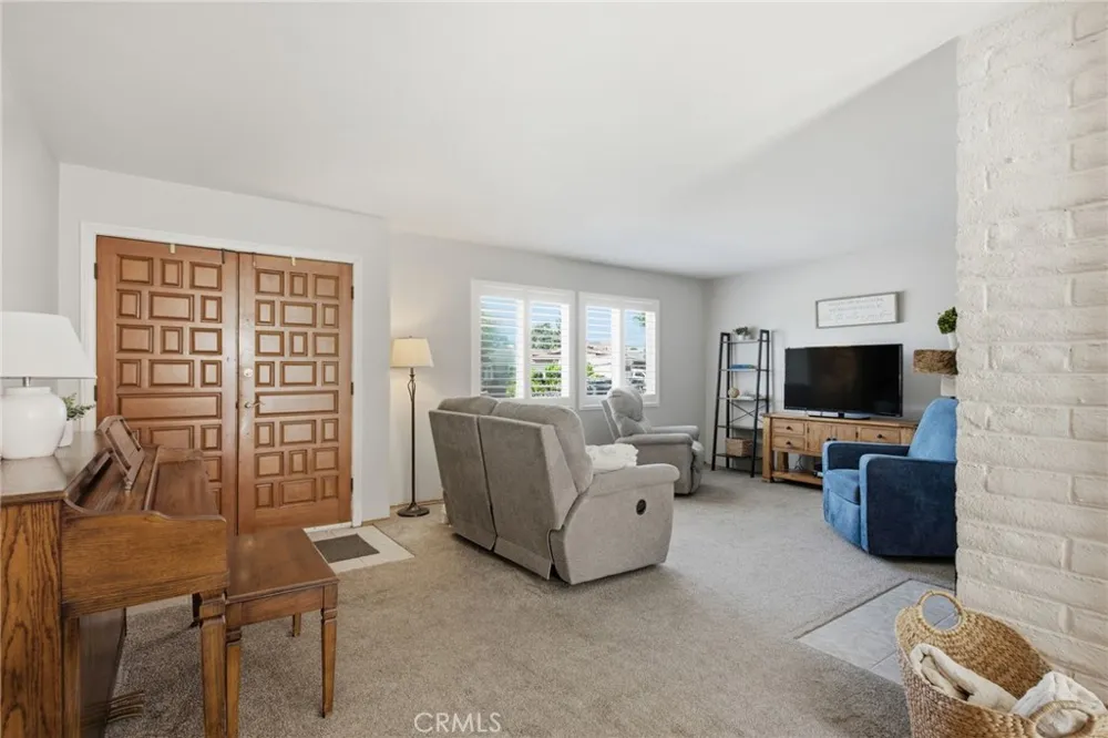 1577 Olive Hills Avenue El Cajon, CA 92021