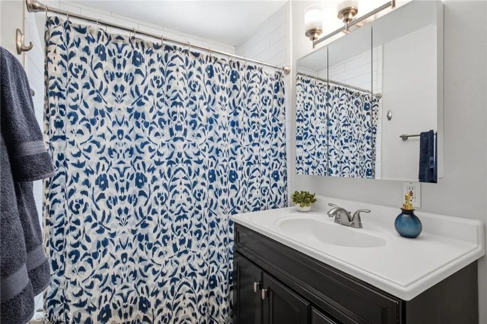 1577 Olive Hills Avenue El Cajon, CA 92021
