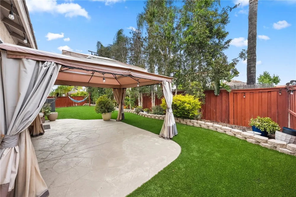 28712 Lantern Park Lane Menifee, CA 92584