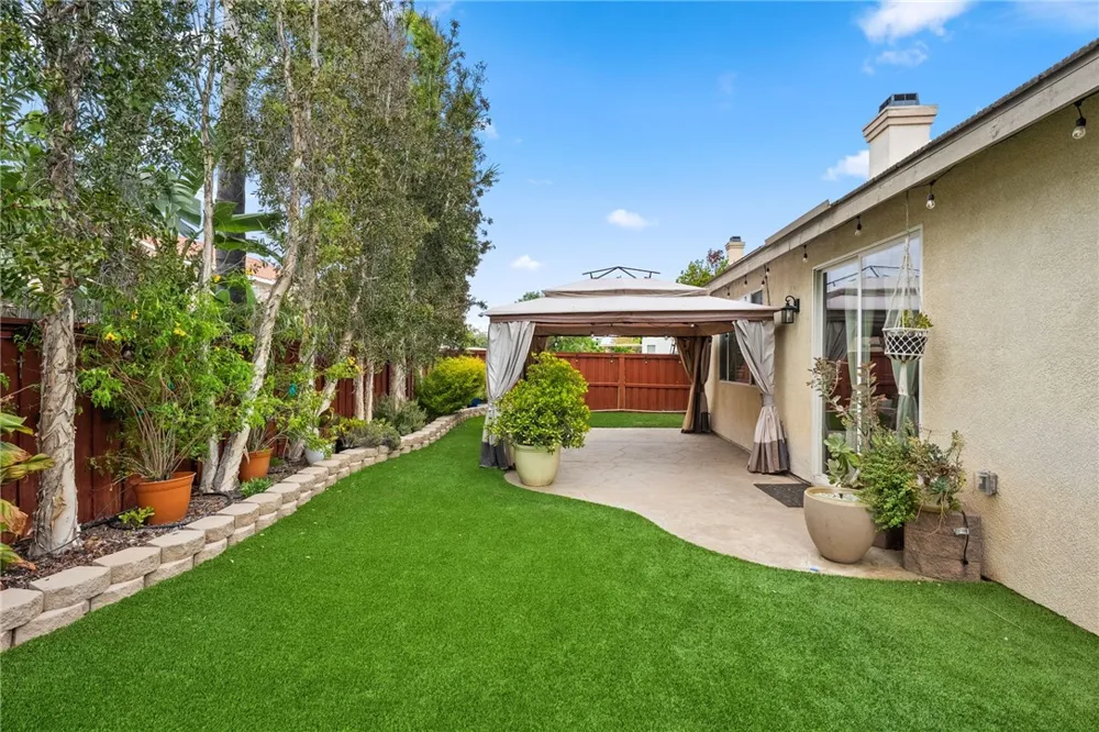 28712 Lantern Park Lane Menifee, CA 92584