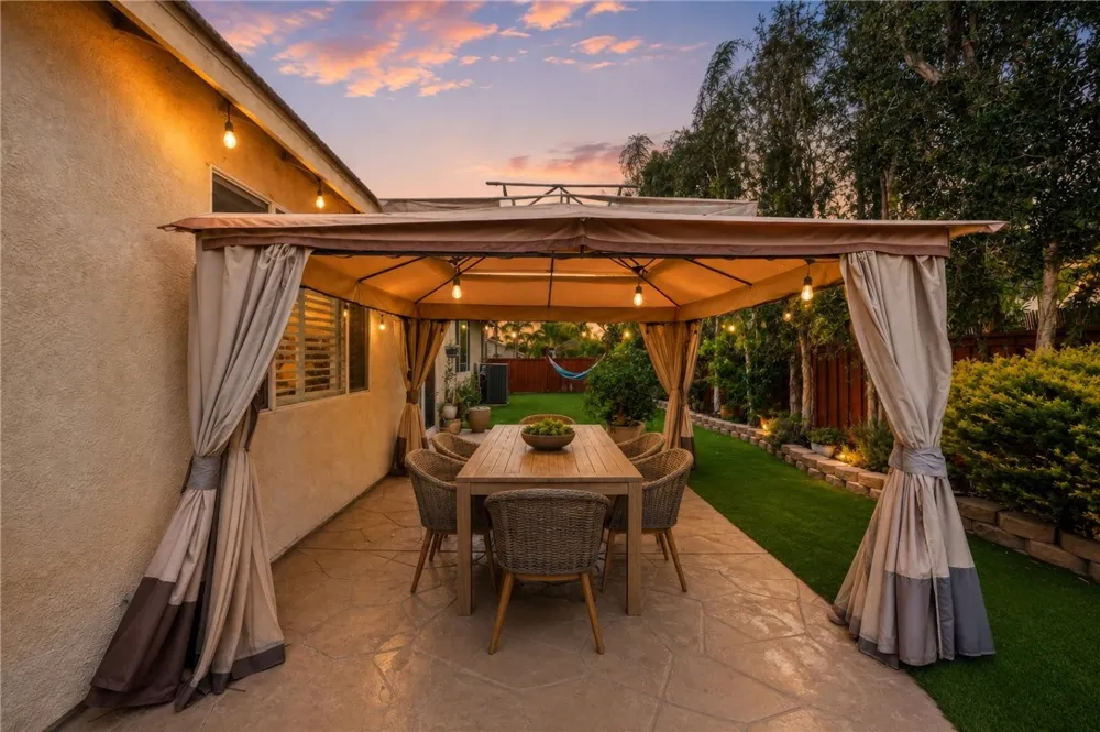 28712 Lantern Park Lane Menifee, CA 92584