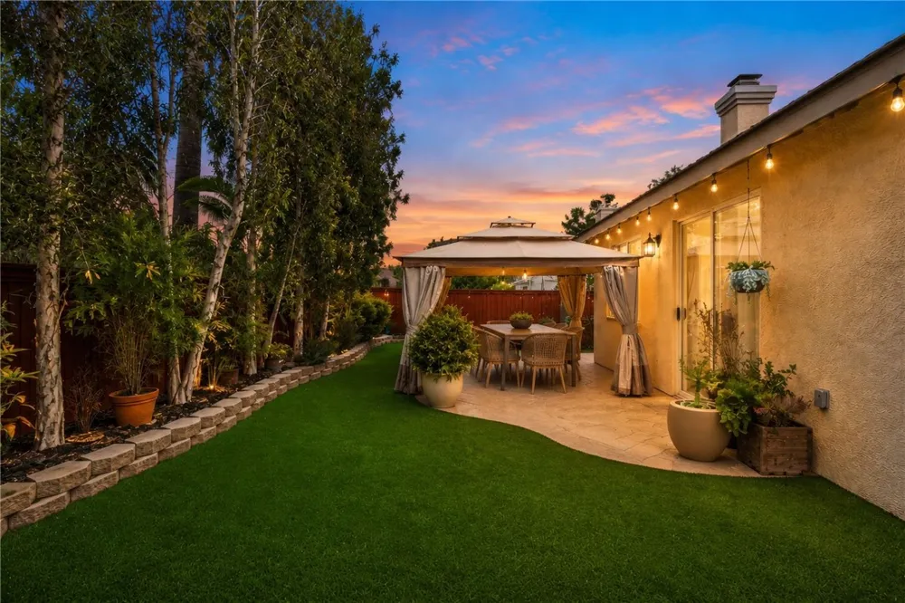 28712 Lantern Park Lane Menifee, CA 92584