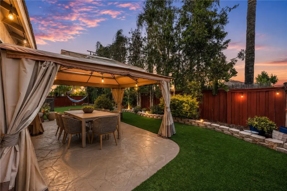28712 Lantern Park Lane Menifee, CA 92584
