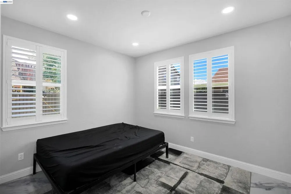 321 Myrtle Ln Oakley, CA 94561