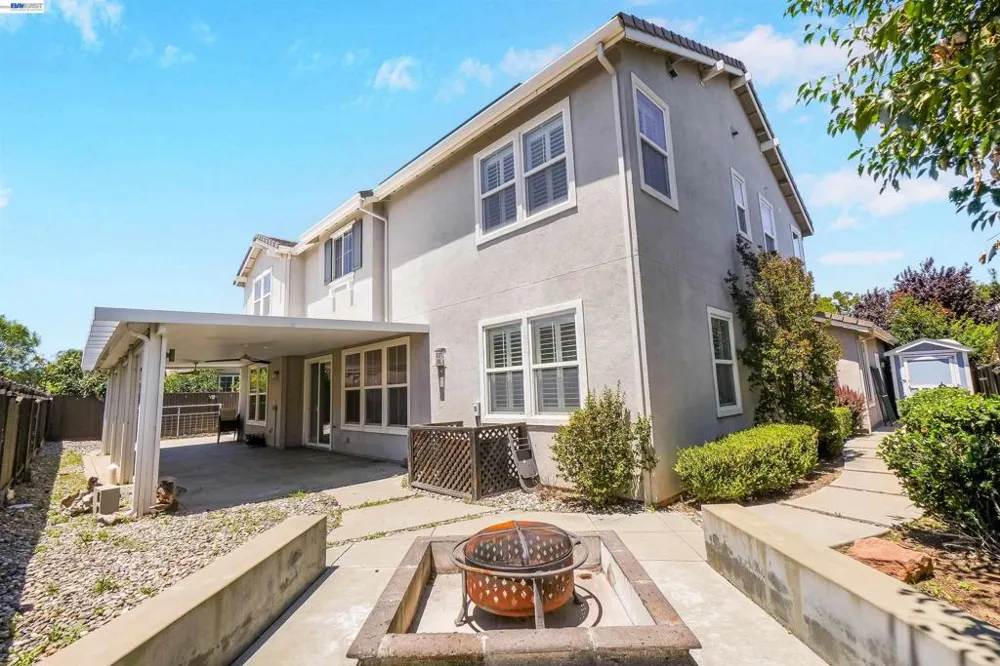 321 Myrtle Ln Oakley, CA 94561