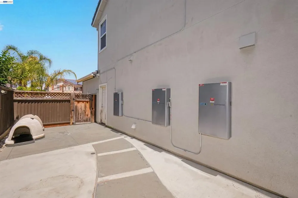 321 Myrtle Ln Oakley, CA 94561
