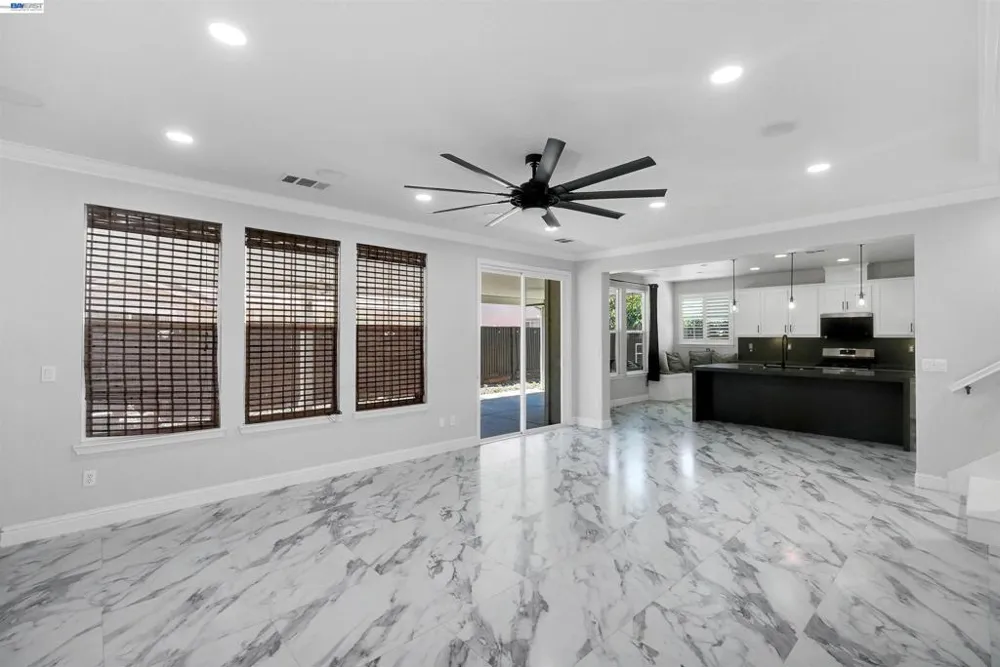 321 Myrtle Ln Oakley, CA 94561